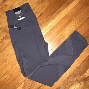 NWT Victoria Secret Sport Knockout Tight sz Small
